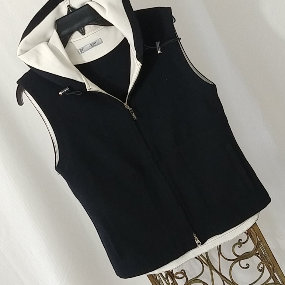 Jax hooded zip front vest
